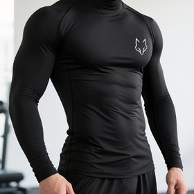 Resim Erkek Siyah Yüksek Boyun Sıkıştırma Gömlek - Wolf Logo ile Uzun Kollu Egzersiz Üstü, Nem Çekme ve Esnek Fitness Tişört, Spor Salonu, Koşu, Vücut Geliştirme için - Tüm Mevsimler için Sıkı Atletik Gömlek, Kas Desteği ve Geliştirilmiş Performans, Spor Salonu Giysileri, Koşu Ekipmanları, Şık Tasarım, Dayanıklı Spor Giyim, Esnek Kumaş, Aktif Giyim Üstü, Spor Görünümü, Nefes Alabilir Malzeme, Performans Tişört, Aktif Erkekler 