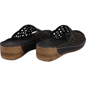 Resim Napa Shoes Rahat Kalıp Lazer Detaylı Hakiki Deri Kadın Dolgu Topuk Terlik NAPA-226L 