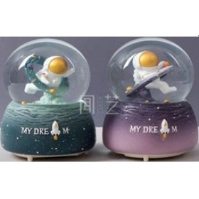 Resim Astronot Kar Küresi Orta Boy Wy20k23 Tg-v 1118 