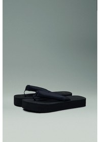 Resim Calvin Klein Kadın Parmak Arası Terlik Siyah 