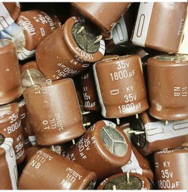 Resim 1800mf 35v Elko 18x20 Nıppon Elko Kondansatör 15 Adet 