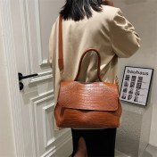 Resim Yuekeda Yuekeda-Kadın Crossbody Çanta Omuz Koltuk Altı Banliyö Çantası (Yurt Dışından) 
