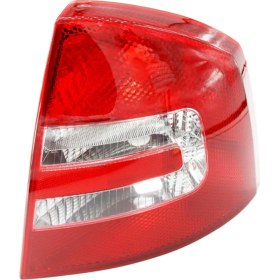 Resim ALPHA AUTO PART Skoda Octavia Için Arka Stop Sağ Lamba Camı 