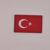 Resim Zaman Sınırlı Sıcak Türk Bayrağı Nakış Yamaları Yüksek Kaliteli Örme El İşi İnce Nakış Sırt Çantası Aksesuarları DIY Dekorasyon Ulusal Gurur Serisi Cesur ve Şanslı Bayrak Sembolü İşlemeli Büyülü Yama Rozeti Türkiye Bayrağı İşlemeli Büyülü Yama Rozeti Sırt Çantası Yaması 