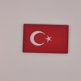 Resim Zaman Sınırlı Sıcak Türk Bayrağı Nakış Yamaları Yüksek Kaliteli Örme El İşi İnce Nakış Sırt Çantası Aksesuarları DIY Dekorasyon Ulusal Gurur Serisi Cesur ve Şanslı Bayrak Sembolü İşlemeli Büyülü Yama Rozeti Türkiye Bayrağı İşlemeli Büyülü Yama Rozeti Sırt Çantası Yaması 