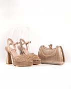 Resim E&L Company 12cm Vizon bej saten, inci ve dantel işlemeli. Çantasıyla beraber takımdır. 