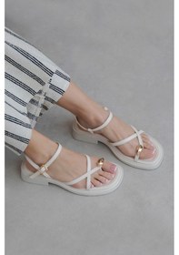 Resim Sarah Parmak Arası Yüzük Taş Detaylı Kadın Sandalet Bej Bej 