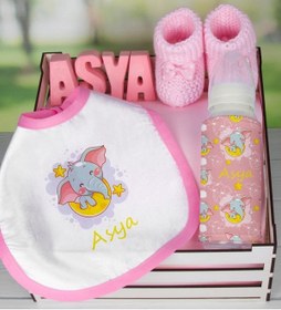 Resim Ejoya Ahşap Sandıkta Kişiye Özel Önlük Biberon Taş Isimlik Ve Patik Bebek Hediye Seti 109534 