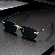 Resim Y2K tarzı çerçevesiz moda gözlükleri metal mafsalı - Siyah ve Altın Detaylar, Edgy Minimalist Tasarım, PC Lensler Erkekler ve Kadınlar için, Parti ve Rahat Giyim, Moda Gözlükleri, Y2K Moda Gözlükleri, Dekoratif Gözlükler 