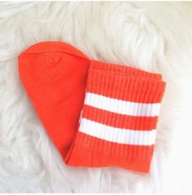 Resim Beyaz Çizgili Turuncu Kolej Çorap Çok Renkli 