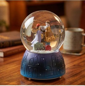 Resim River World Kar Küresi Biblo Müzikli Işıklı Pilli Figürü Valizli Çift Sevgili 