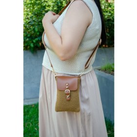 Resim BY Sinem Dusunsel Kadın El Yapımı Suni Deri Detaylı Kahverengi Telefon Çantası 