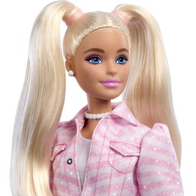 Resim Barbie Deluxe Style Bebekler, Pembe Kot Ceketli Sarışın JJN58 