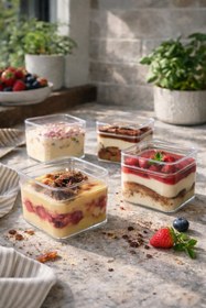 Resim Ambalajın 6 Adet Kapaklı Kare Tiramisu Cup 280 cc Şeffaf Kapaklı Mika Plastik Kase – Tatlı, Meze, Salata Sunum 