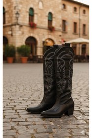 Resim Afilli Afili Kadın Siyah Sivri Burun Diz Alti Kalın Topuklu Bağcıksız Sexy Western Kovboy Çizme Bot 