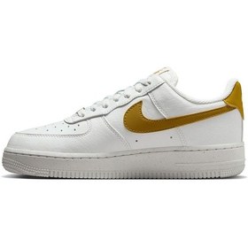Resim Nike Air Force 1 07 Se Kadın Beyaz 