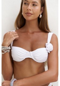 Resim Mai Collection Mai Studios Co. Larasis Çiçek Detaylı Gloplu Beyaz Bikini Üstü Beyaz 