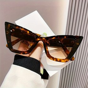 Resim Kadınlar İçin Büyük Gözlü Kedi Gözü Şeklinde Retro Leopar Desenli Moda Güneş Gözlükleri 