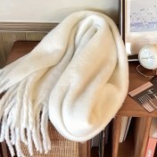 Resim Kalın Sıcak Püsküllü Tasarım, Yumuşak Esnemeyen Zarif Boyunluk, Soğuk Hava Moda Aksesuarı için Mükemmel - Lüks Kadın Eşarp, Günlük Geziler ve Resmi Etkinlikler için Çok Yönlü Dekoratif Şal, Rüzgar Geçirmez & Rahat Polar Konfor 