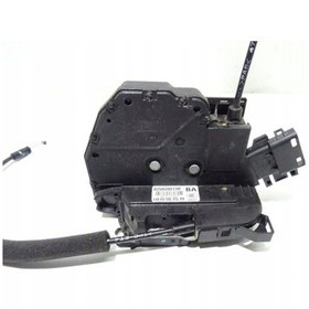 Resim Arka Kapi Kilidi Sag Latitude 504642981 