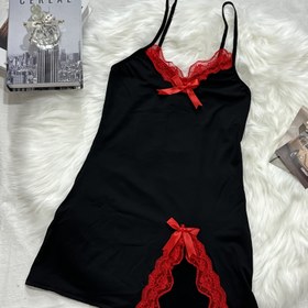 Resim V Yaka ve Yan Yırtık ile Seksi Siyah Dantel Kurdeleli Gece Gecesi - Rahat, Yumuşak Kumaş, Kadınlar İçin Çift Askılı Uyku Giyimi, Yetişkin, Yazlık Gecelik|Dantel Detayları|Rahat Fit, Dantelli Gece Gecesi 
