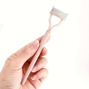 Resim Yumuşak Bakım - Pembe Saplı Ergonomik Kirpik Ayırıcı Alet - Kusursuz Kirpik Uygulaması için Hassas Maskara Fırçası ve Tarak, Pilsiz - Yatak Odası, Araba, Banyo, Cam & Mücevher Aksesuarları için İdeal 