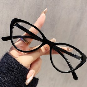 Resim 1 Adet Plastik Çerçeveli Kedi Gözü Moda Gözlük - Erkek ve Kadınlar İçin, Günlük Kullanım veya Partiler için İdeal 