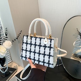Resim Sonbahar Ve Kış Yeni Nazik Işık Lüks Küçük Parfüm Moda Keçe El Çantası 2024 Yeni Küçük Çanta Kadın Çapraz Omuz Çantası, Sonbahar Ve Kış Modası Çapraz Çanta 