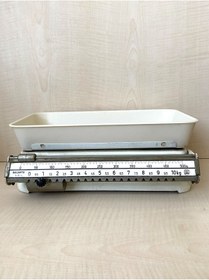 Resim SANAT TACİRİ VİNTAGE METAL BEBEK TERAZİSİ SAĞLIK OCAKLARINDA OLAN TERAZİDİR 