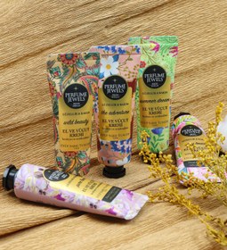 Resim Eyüp Sabri Tuncer El ve Vücut Kremi & Kolonya & Ülker Pastil & Bitki Çayı Hediye Seti 