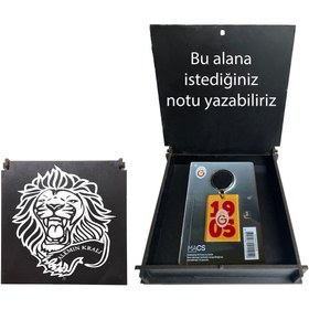 Resim Galatasaray Lisanslı Sarı-Kırmızı Logolu Çift Taraflı Anahtarlık Aslan Ahşap Kutulu 