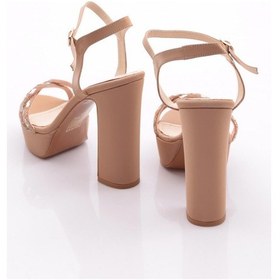 Resim Dgn Pm08-k2036-1 Kalin Topuklu Bilekten Bağlamali Topuklu Abiye Ayakkabi Ten Çizgili Rose Taş 