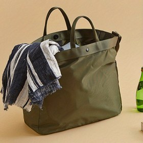 Resim 1 adet Büyük Kapasiteli Naylon Tote Çanta ile Eşleşen Mesh Çanta – Hafif Seyahat, Fitness, Alışveriş El Çantası – Şık ve Basit Yeşil/Mavi/Siyah Tasarım – Hafta Sonu Tatilleri ve Günlük Kullanım için Mükemmel, Günlük Tote Çanta | Trendy Tasarım | Hafif El Çantası 