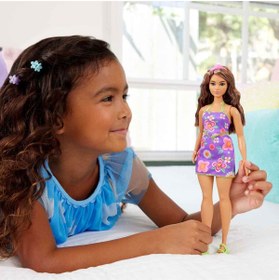 Resim Barbie Çiçekli Elbiseli Fashionistas Bebeği JJN57 