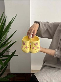 Resim Behtah Kundura Kız Çoçuk 6 Tane Taşlı Jibbitz Süslü Önü Kapalı Bahçe Havuz Günlük Sandalet Terlik 
