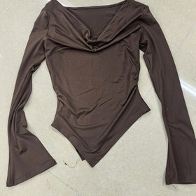 Resim Şık Lacivert V-Yaka Uzun Kollu Üst, Asimetrik Etek - Büzgülü Bodycon Kesim, Düğme Detayı, Sonbahar/Kış İçin Mükemmel, Şık Kadın Modası, Sonbahar Kış Üstü | Asimetrik Etek Üstü | Büzgülü Dokulu 