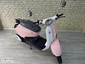 Resim YENİ KASA MOTOLUX VINTAGE ''S'' 50 SCOOTER - TOYPA 'DAN 