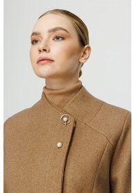 Resim Esswaap Devrik Yaka İnci Broş Detaylı Ara Boy Manto Taba-taba Taba 