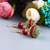 Resim El Yapımı Bohem Fil Sallantılı Küpeler - Kırmızı, Mavi ve Turkuaz Boncuklu Vintage Bollywood Tarzı, Altın Tonlu Metal İşçiliği, Günlük Kıyafetler İçin Uygun & Sevgililer Günü Hediyesi, Sentetik Taş Ayrıntılar 