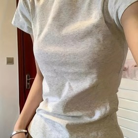 Resim Kadınlar için Dar Kesim Rahat Kısa Kollu T-Shirt - Yumuşak Yuvarlak Yaka Düz Renk Üstü, Bahar/Yaz için Nefes Alabilir ve Çok Yönlü, Makinede Yıkanabilir, Bahar Yaz Giyim, Trendy Kıyafet, Minimalist Tarz, Rahat Malzeme, Şık Bluz, Kadınlar, Yaz Kıyafeti, Dar Kesim, Hafif Malzeme, Temel Bluz, Moda Severler 