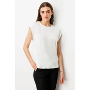 Resim On Fashion Sıfır Yaka Kolları Taşlı Kadın T-shirt 25Y.ON.BLZ.51377.01 (25Y.ON.BLZ.51377.01) 