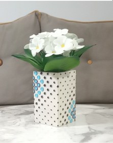 Resim Vazoda Beyaz Yapay Çiçek Dekoratif Puanlı Poliresin Vazo Dahil 6 x 6 x 15 CM 