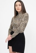 Resim Soyo Bej Siyah Leopar Desenli Viskon Yarım Balıkçı Yaka Uzun Kollu Bluz 