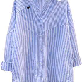 Resim Kadınlar için Rahat Uzun Kollu Çizgili Düğmeli Gömlek, Yaka Yaka ve Yarım Detaylı - Açık Mavi ve Beyaz Dikey Çizgiler, Tüm Mevsimler İçin Hafif Polyester Kumaş 