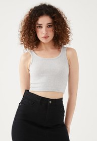 Resim Aslında Look Kısa Kol Sporcu Atlet Bady Crop 