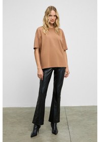Resim Grimelange Jemmy Kadın %100 Organik Pamuk Relaxed Fit Yırtmaçlı Yuvarlak Yakalı Vizon T-shirt Vizon 