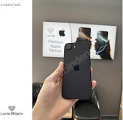 Resim Apple iPhone 16e İkinci El TR | 128 GB | Siyah İkinci El LOVİS BİLİŞİM'DEN İPHONE 16E PİL DEVRİ 0