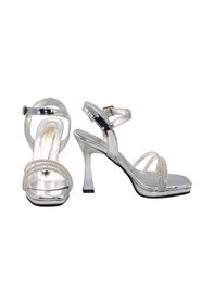 Resim Celira Gümüş Rugan Taşlı Bilyeli Topuklu Kadın Ayakkabı Çok Renkli 