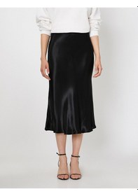 Resim Fashion Cocktail Saten Dökümlü Belden Oturan Kalın Iç Lastikli Yırtmaçsız Diz Altı Ofis Kombin Midi Etek Siyah Siyah 