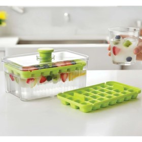 Resim Üstten Basmali Buzluk | Pratik Buz Kalıbı | Kolay Buz Çıkarma | Sızdırmaz Kapaklı | 18 Küp Kapasiteli 